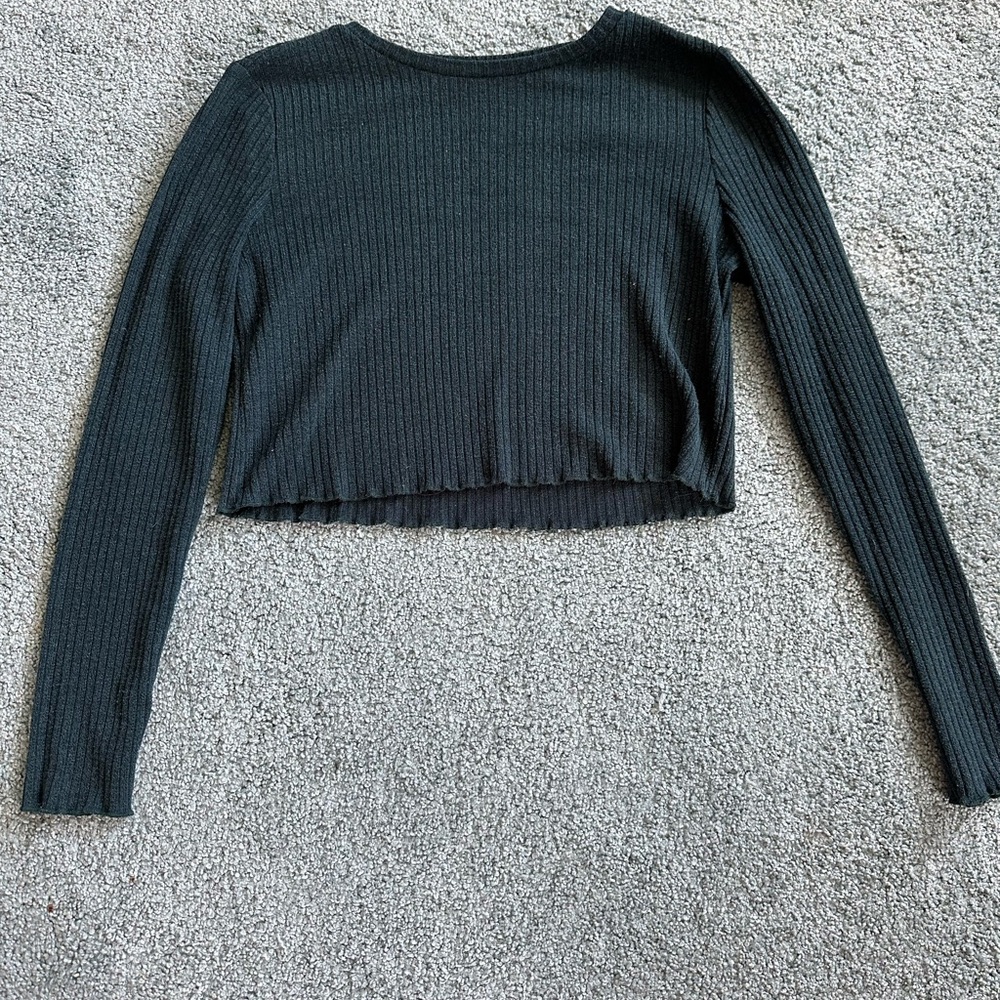 Blue breathable long sleeve crop top